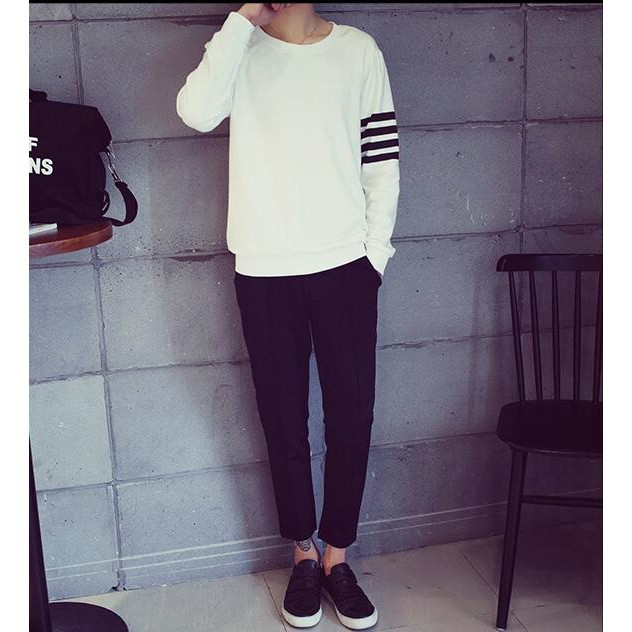 Áo phông nam dài tay phối sọc thời trang cá tính | BigBuy360 - bigbuy360.vn