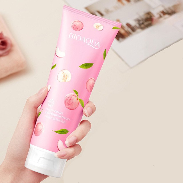 Típ Gel Tẩy Tế Bào Chết Bioaqua Hương Đào Típ 250gr