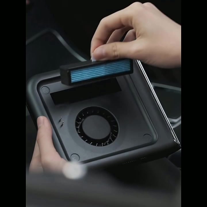 Máy lọc không khí ô tô ,Máy lọc không khí di động sạc bằng năng lượng mặt trời loại bỏ bụi mịn và mùi hôi khó chịu | BigBuy360 - bigbuy360.vn