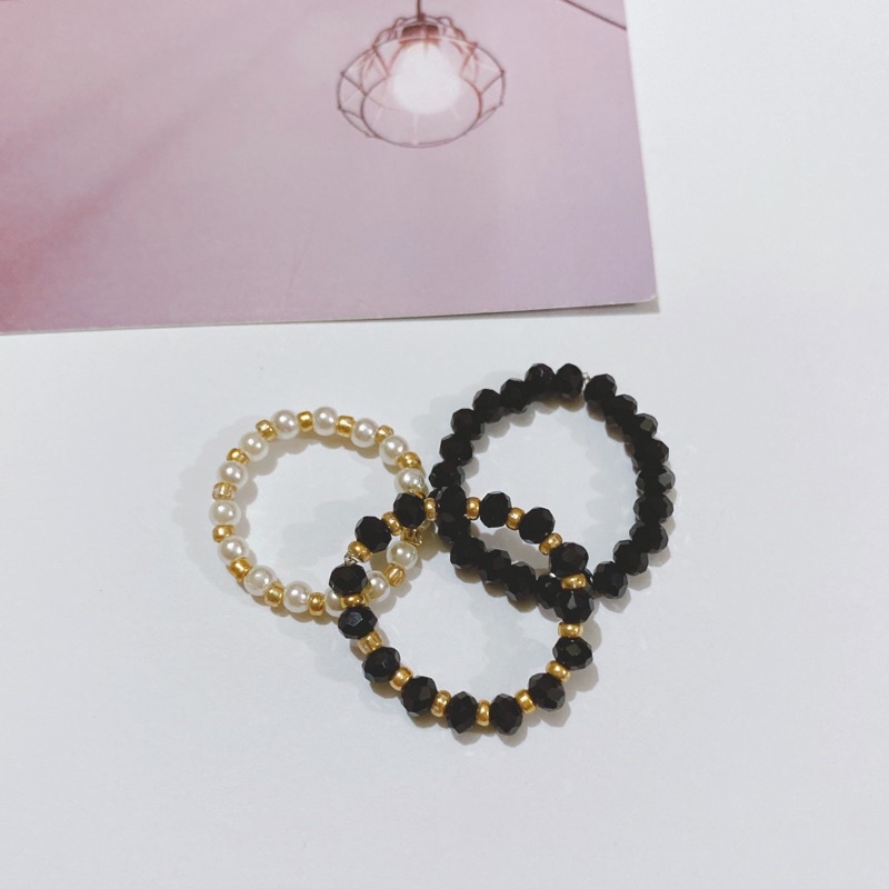 Nhẫn Mix Hạt Pha Lê Kết Hợp Châu Màu Trắng Đen Siêu Sang