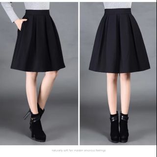 Chân váy xếp ly midi