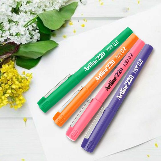 Bút lông kim Artline Japan EK-220