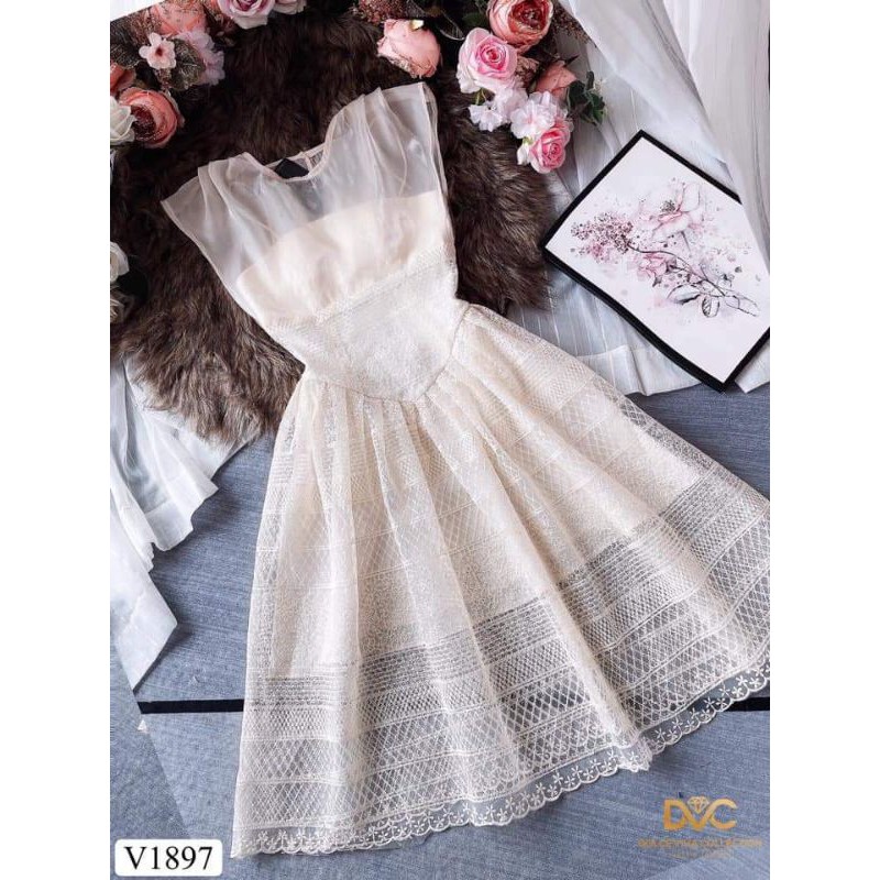 [ĐẦM ĐI TIỆC CAO CẤP]  Váy thiết kế ren kem sát nách | BigBuy360 - bigbuy360.vn