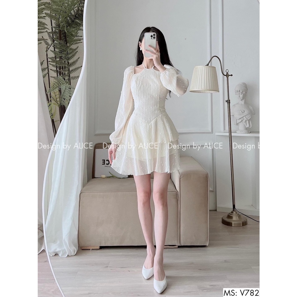 Đầm dự tiệc cổ yếm tay dài dáng xòe thanh lịch - Ali Dress | BigBuy360 - bigbuy360.vn