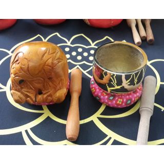 Chuông mõ giá rẻ đầy đủ đế dùi đk 10cm