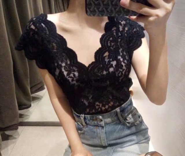 ÁO REN ZARA CỔ V