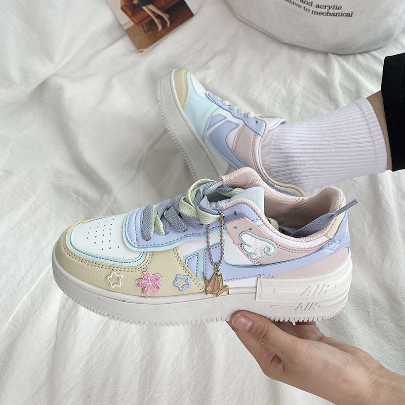 Giày thể thao thời trang linh