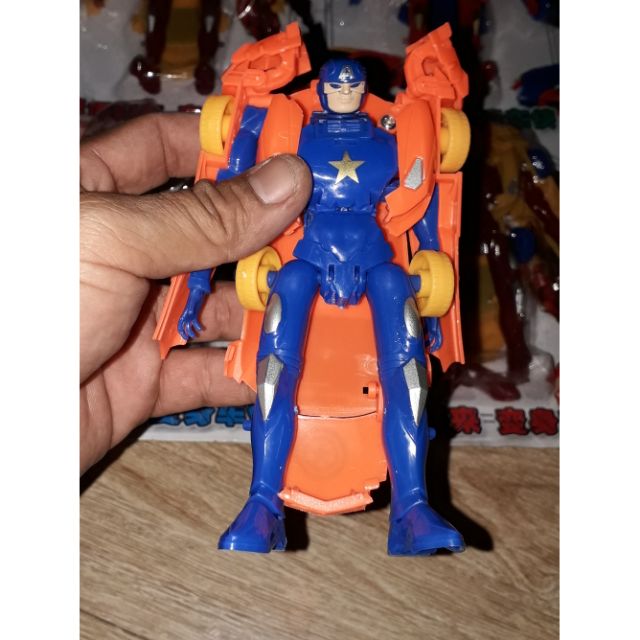 Lắp ráp siêu Anh hùng biến thành xe bằng nhựa rất đẹp