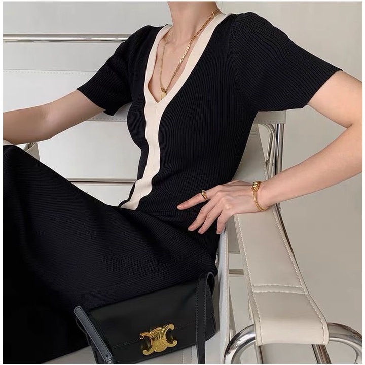 Đầm Dệt Kim Dáng Dài Cổ Chữ V Xẻ Tà Phối Màu Tương Phản Phong Cách Retro Thời Trang Mới