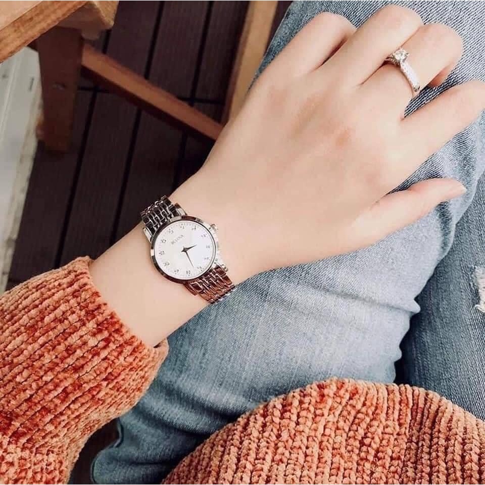 Đồng hồ Bulova nữ, dây bạc, mặt đính đá 96P175