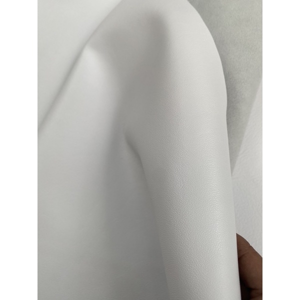 Da bò nappa trắng