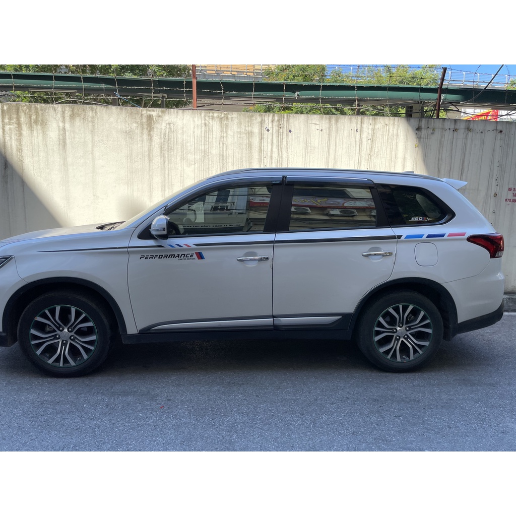 Rèm che nắng ô tô NAM CHÂM theo xe Mitsubishi Outlander ⚡ HÀNG LOẠI 1 - LƯỚI DÀY ⚡ - Combo 4 tấm - VIỆT NAM SẢN XUẤT