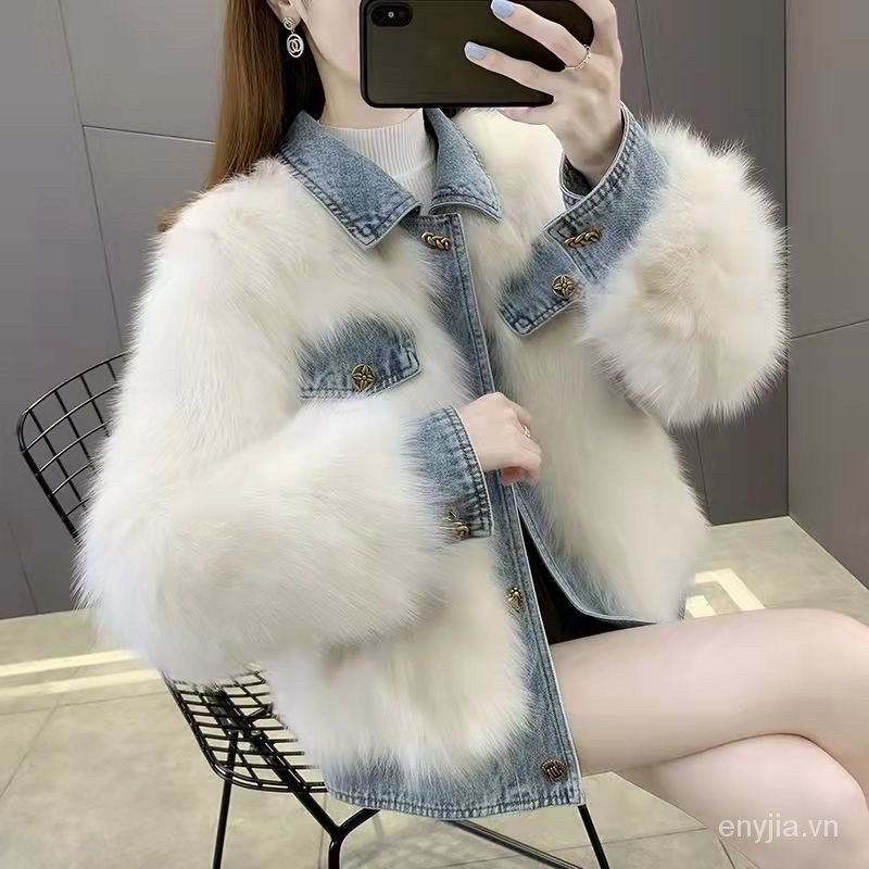 (sẵn trắng S,m)Áo khoác denim jeans kết hợp lông giả thú mềm,hàng quảng châu cao cấp
