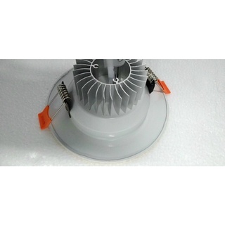Âm Trần 9w Phi 90 - 3 Chế Độ Ánh Sáng