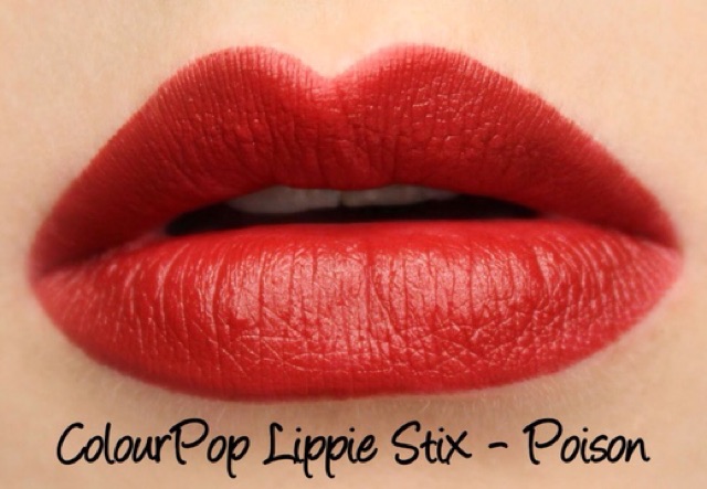 COLOURPOP son Lippie Stix Matte lipstick