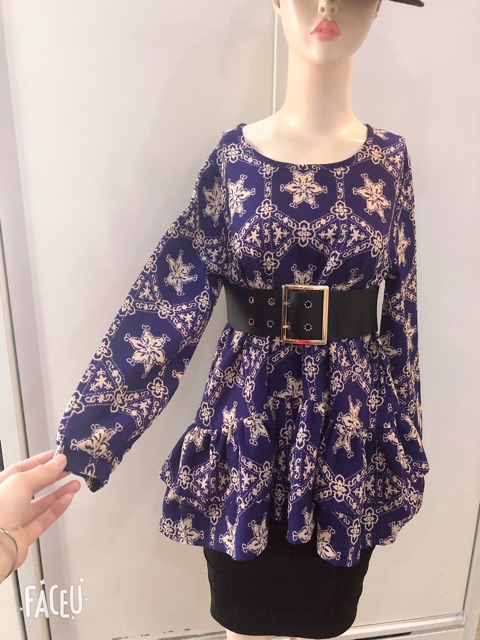 Áo baby - doll dáng xoè tay dài họa tiết