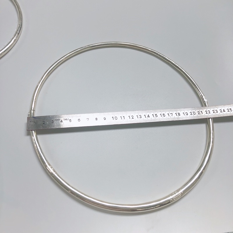 Kiềng cổ dân tộc chạm hoa văn tin xảo hàng bạc thủ công 100% chất liệu bạc nguyên chất