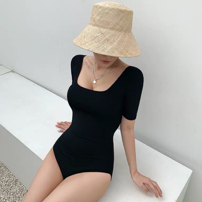 Monokini bikini liền mảnh đen tay ngắn hở lưng