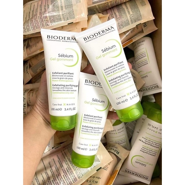 Gel Tẩy Tế Bào Chết Làm Mịn Da Bioderma Sebium Gel Gommant 100ml