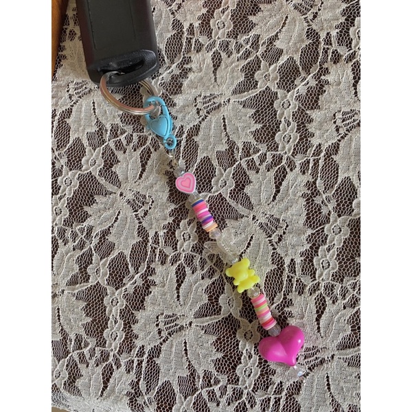 Móc khoá màu sắc tim đáng yêu Honniee