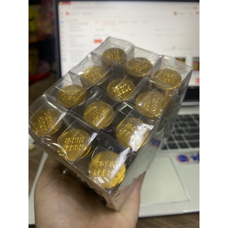 DẦU LĂN SÂM THẢO DƯỢC THÁI LAN NẮP CHữ