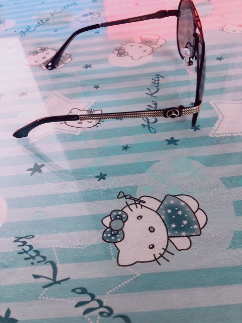 Combo 2 mắt kính nam nữ đẹp, thời trang, tôn thêm vẻ đẹp cho khuôn mặt bạn... | BigBuy360 - bigbuy360.vn