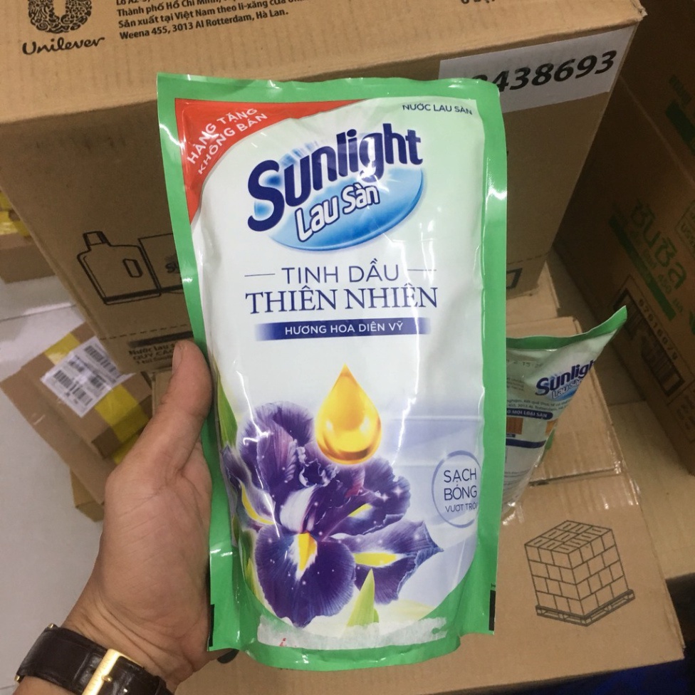 Nước Lau Sàn Sunlight 700ml , Hương Diên Vỹ, LyLi, Chanh Xả Siêu Thơm
