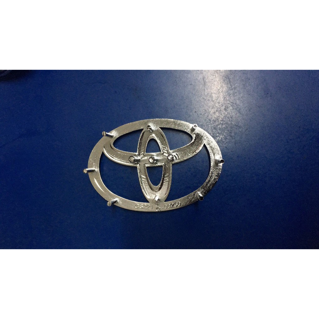 Logo gắn vô lăng xe hơi Toyota