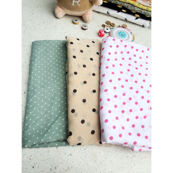 Vải chấm bi tập may đồ handmade 50cmx1m