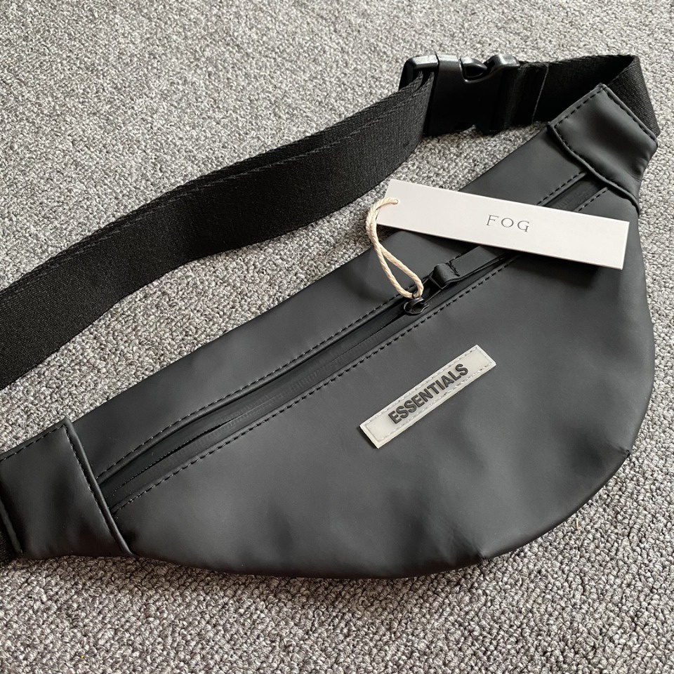 Túi đeo chéo FOG Bag 6th tam giác, Túi đeo hông Fear Of God, Chất liệu da chống nước, full tem, tag, DuSo