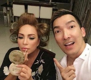 Phấn phủ Canmake nội địa Nhật.