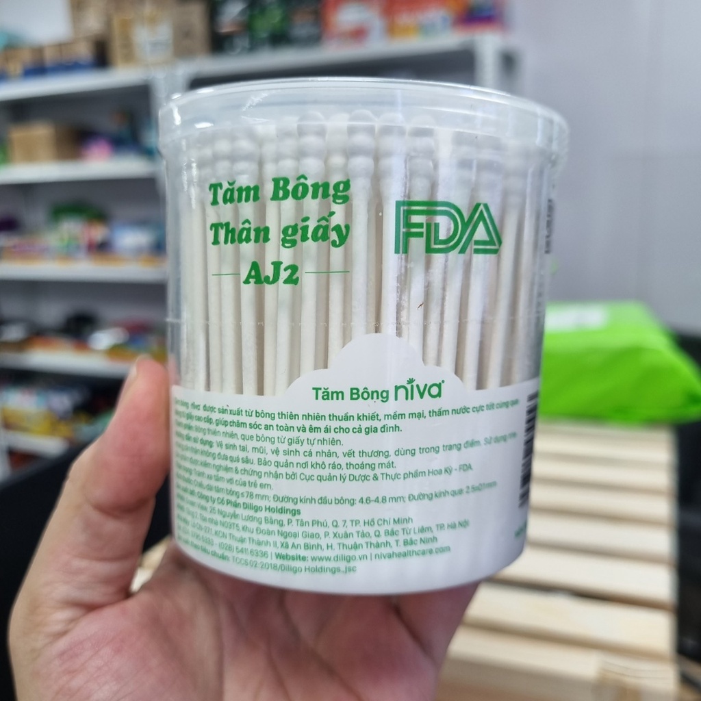 Tăm bông ngoái tai thân giấy LIPZO Niva Cotton Buds AJ2 (200 Que)