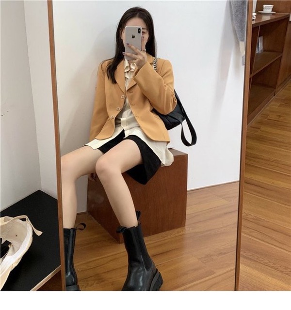 Áo blazer ulzzang form ngắn có sẵn ❤️ | BigBuy360 - bigbuy360.vn