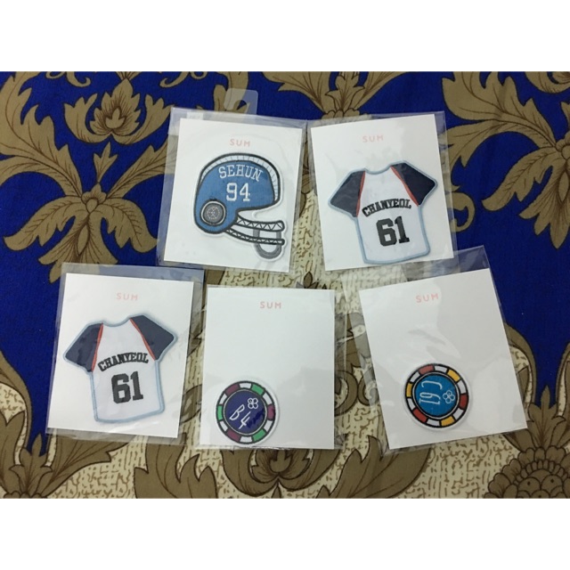 Sticker ủi EXO