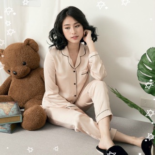 Bộ ngủ pijama lụa phi dài tay