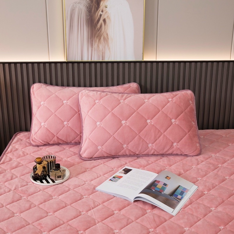 THẢM BỌC NỆM CAO CẤP THƯƠNG HIỆU UGG TẶNG KÈM 2 GỐI CÙNG MÀU