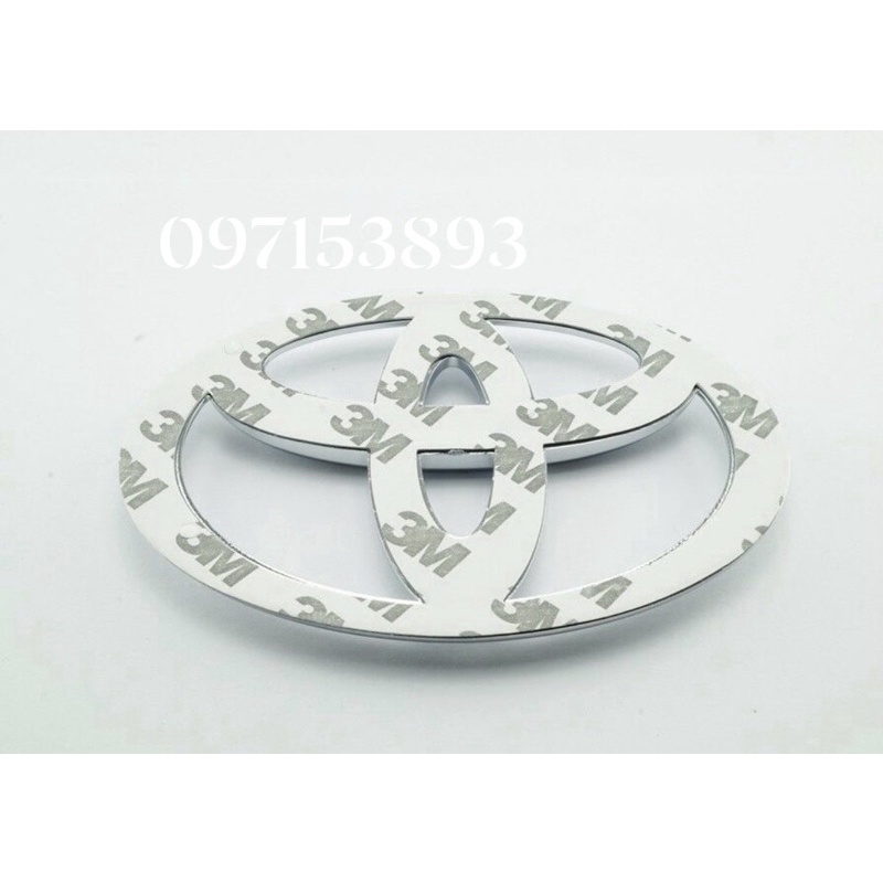 logo TOYOTA trước đầu xe TOYOTA INNOVA 2017-2021 kích thước 16cm*11cm