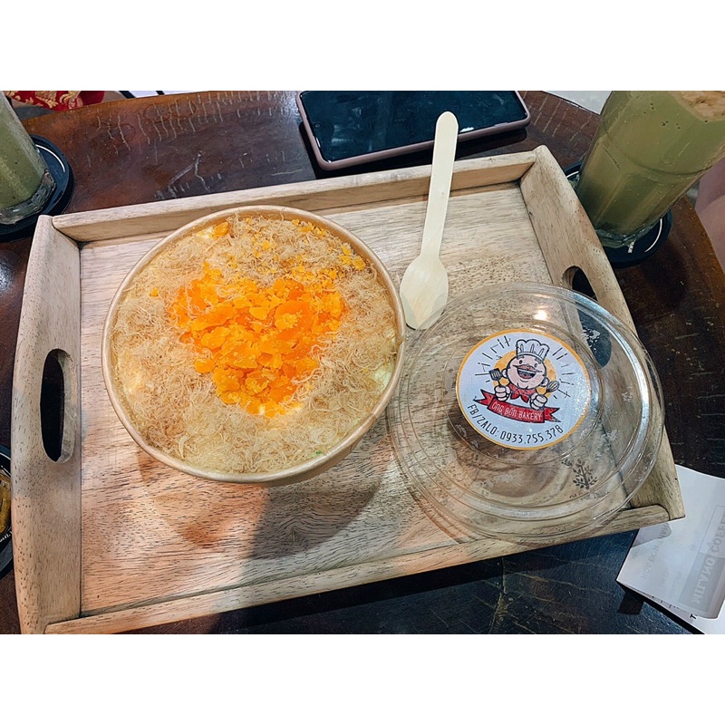 Bánh bông lan trứng muối | BigBuy360 - bigbuy360.vn