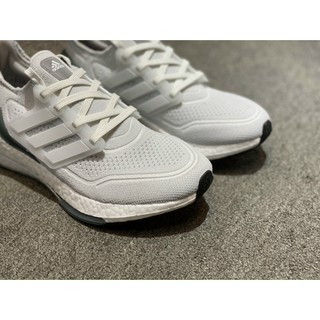 Giày Adidas Ultra Boost 21