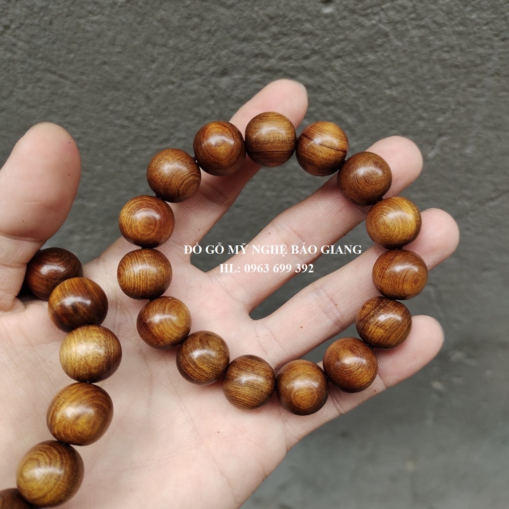 Vòng tay phong thủy gỗ thơm 14ly