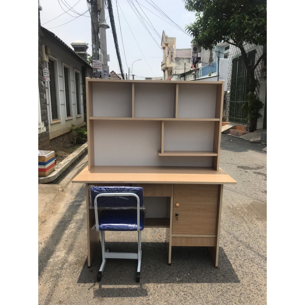 bàn học sinh ván ép tặng hình dán cho bé. màu xanh dương màu xanh lá màu hồng màu kem | BigBuy360 - bigbuy360.vn
