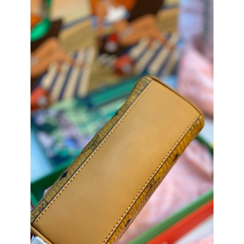 𝐓𝐮́𝐢 𝐌𝐂𝐌 𝐓𝐑𝐎̂́𝐍𝐆 𝐄𝐬𝐬𝐞𝐧𝐭𝐢𝐚𝐥 𝐁𝐨𝐬𝐭𝐨𝐧 𝐁𝐚𝐠 𝐢𝐧 𝐕𝐢𝐬𝐞𝐭𝐨𝐬 𝐎𝐫𝐢𝐠𝐢𝐧𝐚𝐥