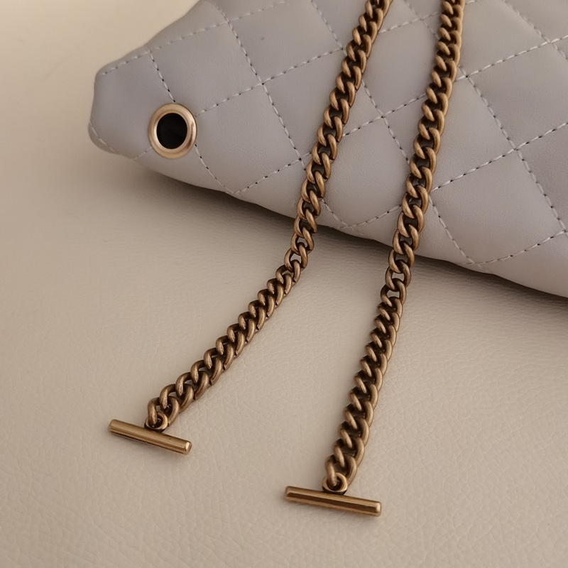 Quai túi xách thay thế  Dây Xích Đeo Túi Xách Bằng Da Có Khóa Kim Loại  dây xích đeo túi xách