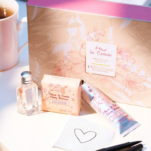 [Mã FMCGM100 - 10% đơn 500K] Dưỡng ẩm cơ thể hương Hoa Anh Đào L'Occitane Cherry Blossom Body Milk 250ml | BigBuy360 - bigbuy360.vn