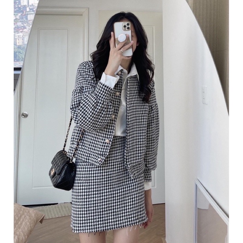 Set áo khoác kèm chân váy dạ họa tiết kẻ ZICZAC sang chảnh phong cách Hàn Quốc | BigBuy360 - bigbuy360.vn