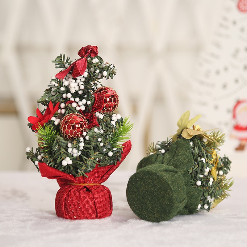 Cây thông Noel Nhỏ 20cm Trang Trí Để Bàn Có Phụ Kiện , Qủa Châu