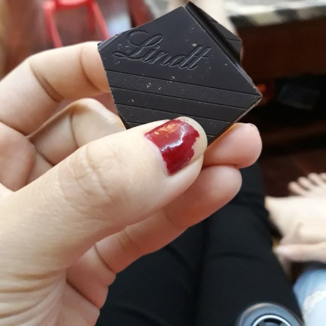 Chocolate LINDT đắng