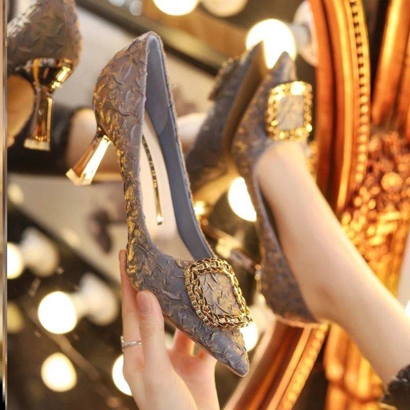 Women's stiletto heel pointed high heels