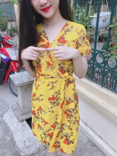 Váy hoa thắt nơ