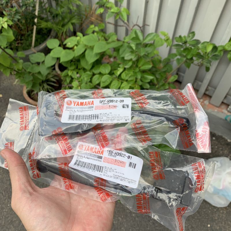 Tay thắng, tay côn yamaha